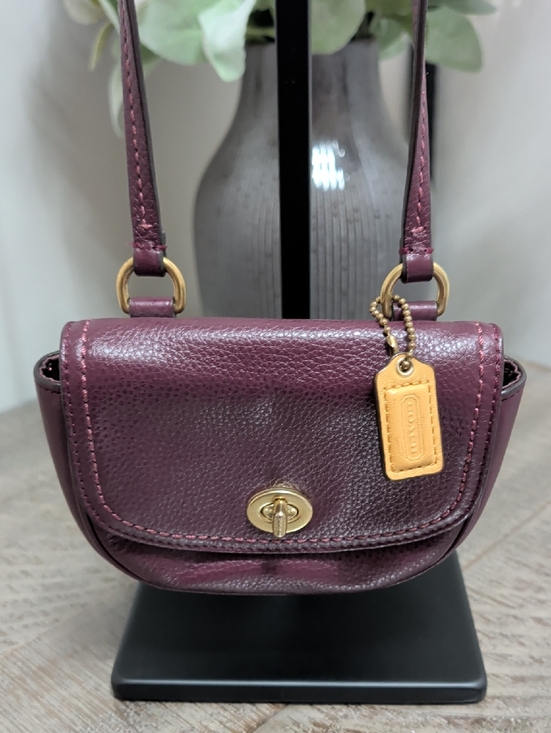 Coach Handbags - Coach Park Leather Crossbody Bag Like New